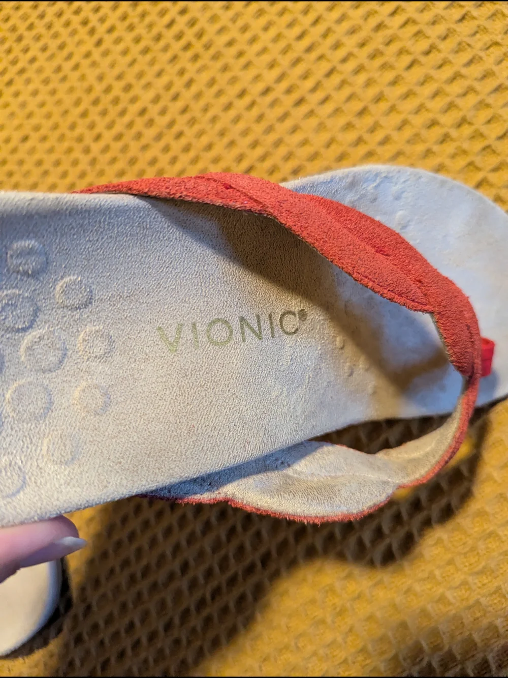 Vionic Bella Braid Red Suede Thong Sandals, 8